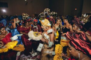 nigerian-wedding-ceremony-money-spraying.jpg-1024x683