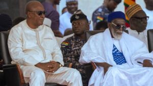 Ghana_Mahama da Sharubutu