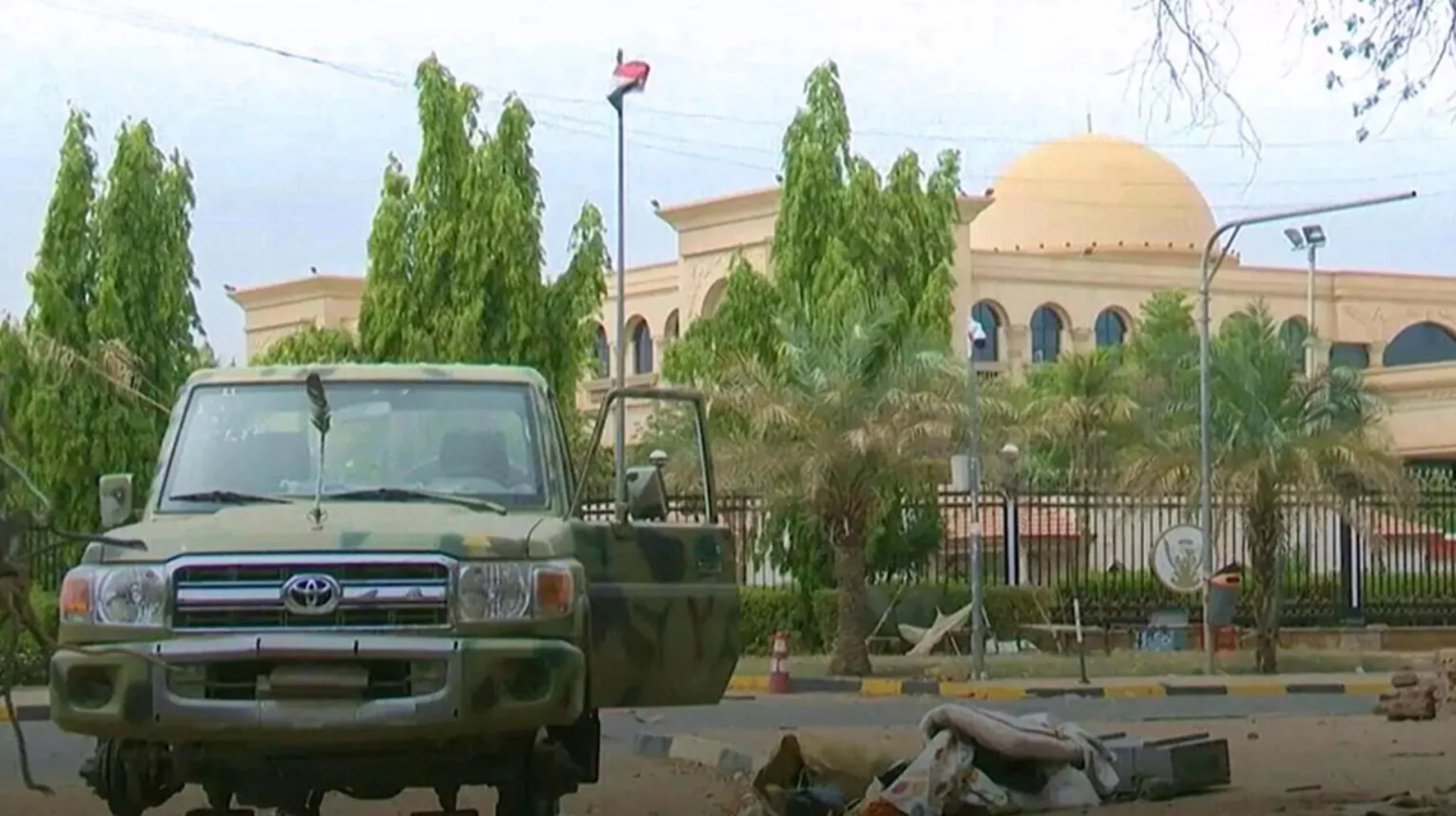 sudan_palace_afp