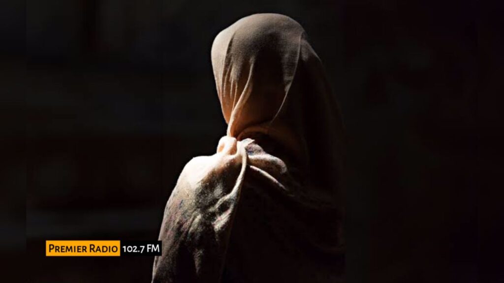 5b596f90-a008-40e6-bf69-693cb0a281e3