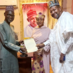 Ain'uade_ maikaba.jpg