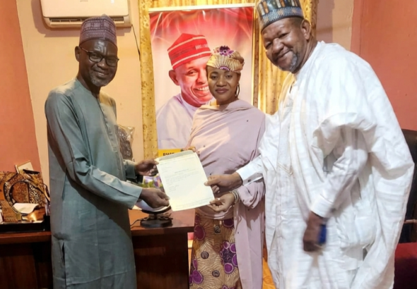 Ain'uade_ maikaba.jpg