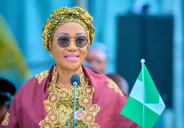 First-Lady-Sen.-Remi-Tinubu